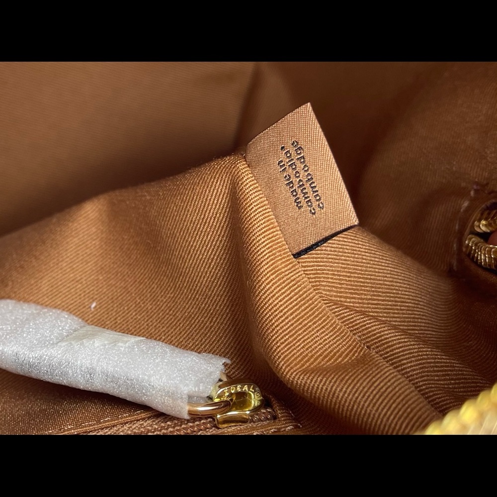 Coach Rowan Satchel in Heart Floral Print - Picture 10 of 12